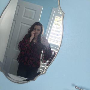 Meet your Posher, Gillian